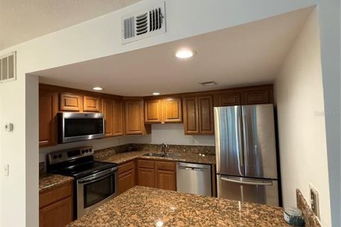 Condo in Winter Springs, Florida, 3 bedrooms  № 1887132 - photo 9