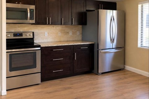 Copropriété à louer à Oldsmar, Floride: 2 chambres, 106.65 m2 № 2429278 - photo 4