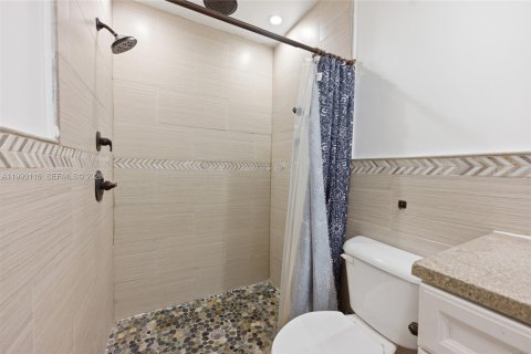 Touwnhouse à vendre à Tamarac, Floride: 3 chambres, 186.18 m2 № 2066134 - photo 19