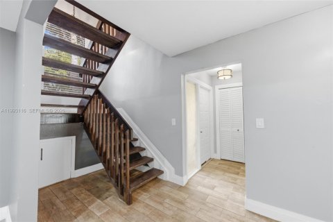 Touwnhouse à vendre à Tamarac, Floride: 3 chambres, 186.18 m2 № 2066134 - photo 23