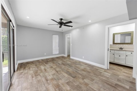 Touwnhouse à vendre à Tamarac, Floride: 3 chambres, 186.18 m2 № 2066134 - photo 16