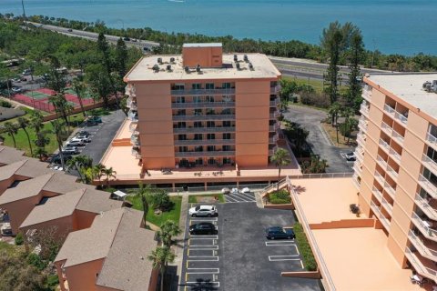 Condo in Saint Petersburg, Florida, 3 bedrooms  № 1620623 - photo 7
