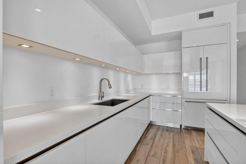 Condo in Boca Raton, Florida, 2 bedrooms № 2181704 - photo 17