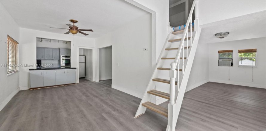 Villa ou maison à Dania Beach, Floride 3 chambres № 1506517
