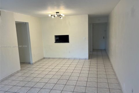 Copropriété à louer à Pinecrest, Floride: 2 chambres, 91.23 m2 № 1999423 - photo 25