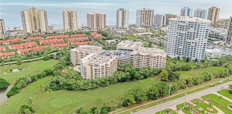 Condo in Daytona Beach Shores, Florida, 2 bedrooms  № 2339204