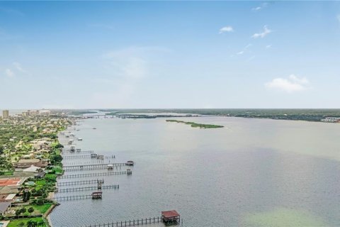 Condo in Daytona Beach Shores, Florida, 2 bedrooms  № 2339204 - photo 5
