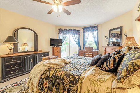 Condo in Daytona Beach Shores, Florida, 2 bedrooms  № 2339204 - photo 17