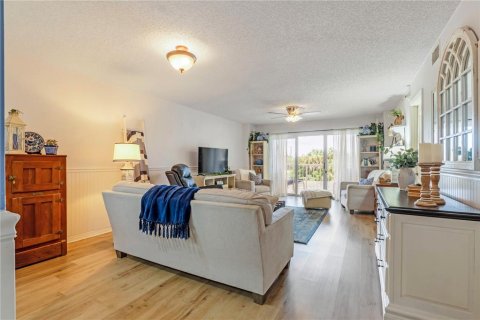 Condo in Daytona Beach Shores, Florida, 2 bedrooms  № 2339204 - photo 23