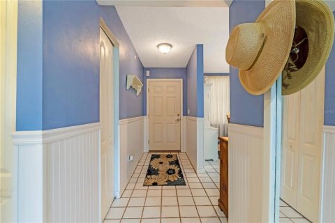 Condo in Daytona Beach Shores, Florida, 2 bedrooms  № 2339204 - photo 14