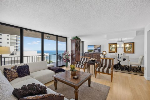 Condo in Riviera Beach, Florida, 2 bedrooms  № 2391987 - photo 15