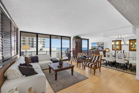 Condo in Riviera Beach, Florida, 2 bedrooms  № 2391987 - photo 13
