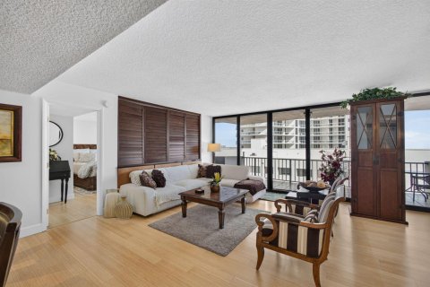 Condo in Riviera Beach, Florida, 2 bedrooms  № 2391987 - photo 5