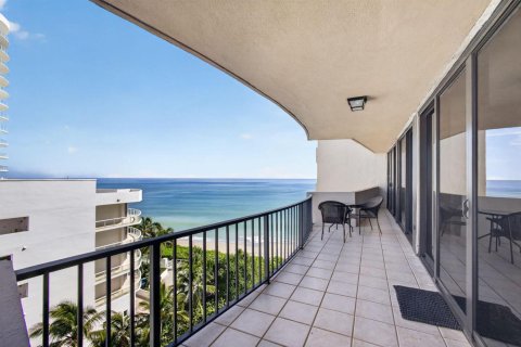 Condo in Riviera Beach, Florida, 2 bedrooms  № 2391987 - photo 17