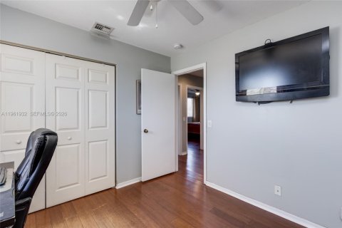 Villa ou maison à vendre à Weston, Floride: 5 chambres, 227.61 m2 № 2025073 - photo 29