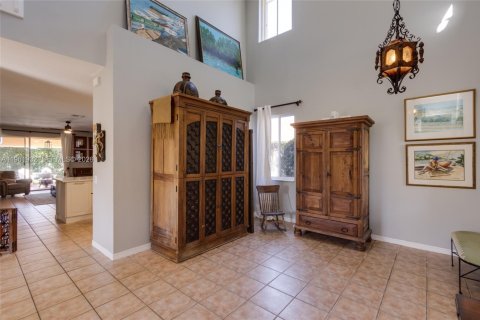 Villa ou maison à vendre à Weston, Floride: 5 chambres, 227.61 m2 № 2025073 - photo 10