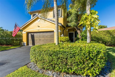 Villa ou maison à vendre à Weston, Floride: 5 chambres, 227.61 m2 № 2025073 - photo 4