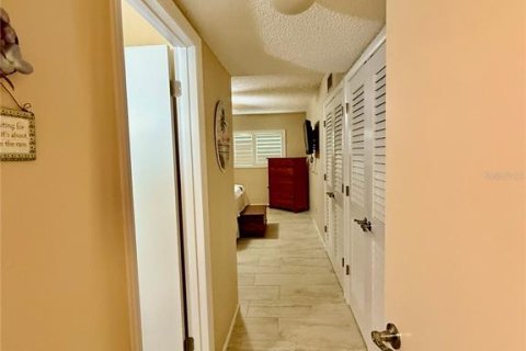 Condominio en venta en Clearwater, Florida, 2 dormitorios, 130.06 m2 № 1817400 - foto 9