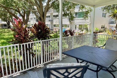 Condominio en venta en Clearwater, Florida, 2 dormitorios, 130.06 m2 № 1817400 - foto 26
