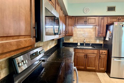 Condominio en venta en Clearwater, Florida, 2 dormitorios, 130.06 m2 № 1817400 - foto 18