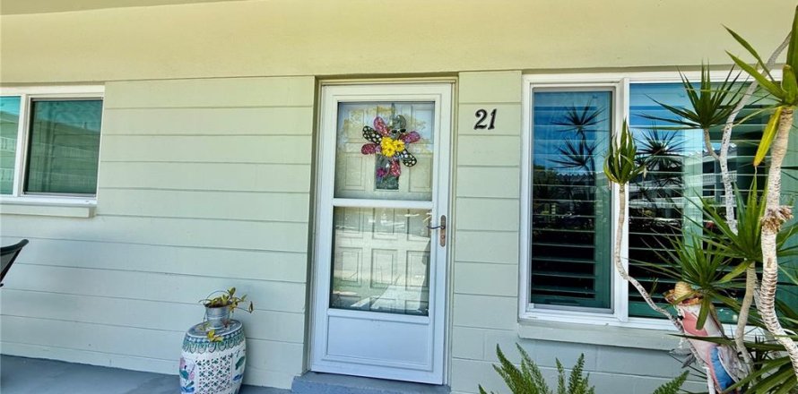 Condominio en Clearwater, Florida, 2 dormitorios  № 1817400