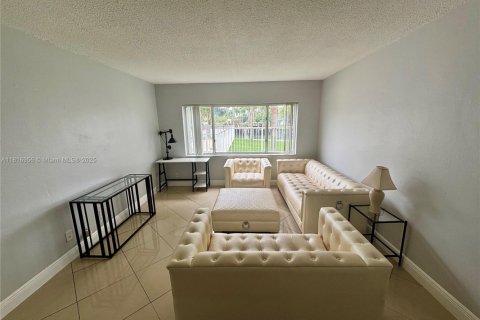 Condominio en alquiler en Pompano Beach, Florida, 1 dormitorio, 65.03 m2 № 1770520 - foto 4