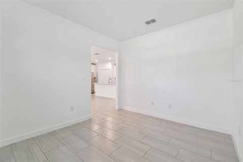 Casa en venta en Land O' Lakes, Florida, 2 dormitorios, 150.04 m2 № 2298311 - foto 13