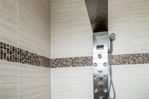 Villa ou maison à louer à Orlando, Floride: 4 chambres, 310.76 m2 № 1825335 - photo 26