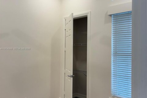Villa ou maison à louer à Tequesta, Floride: 3 chambres, 212.37 m2 № 2085280 - photo 9