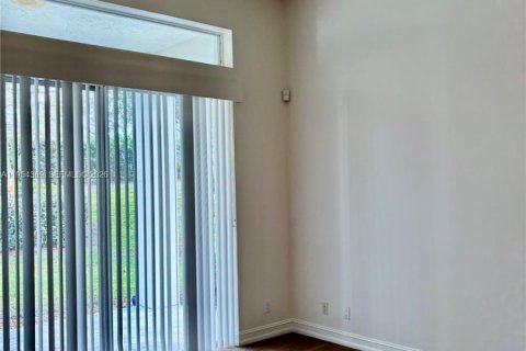 Villa ou maison à louer à Tequesta, Floride: 3 chambres, 212.37 m2 № 2085280 - photo 10