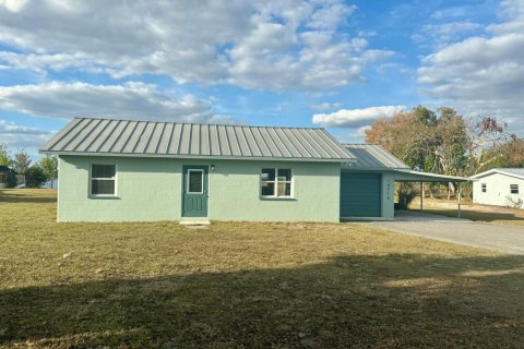 House in Sebring, Florida 2 bedrooms, 113.71 sq.m. № 2173735