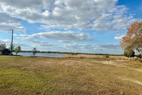 House in Sebring, Florida 2 bedrooms, 113.71 sq.m. № 2173735 - photo 8