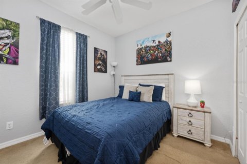 Townhouse in Davenport, Florida 4 bedrooms, 137.68 sq.m. № 1901407 - photo 10