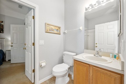 Townhouse in Davenport, Florida 4 bedrooms, 137.68 sq.m. № 1901407 - photo 11