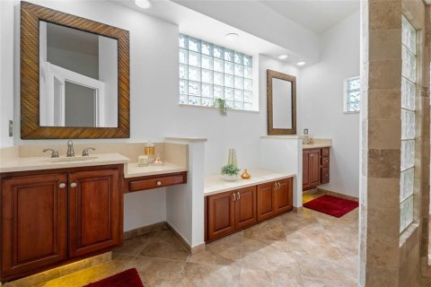 Casa en alquiler en Orlando, Florida, 4 dormitorios, 187.2 m2 № 1880581 - foto 30
