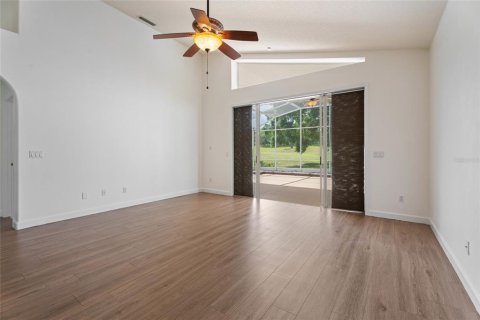 Casa en alquiler en Orlando, Florida, 4 dormitorios, 187.2 m2 № 1880581 - foto 18