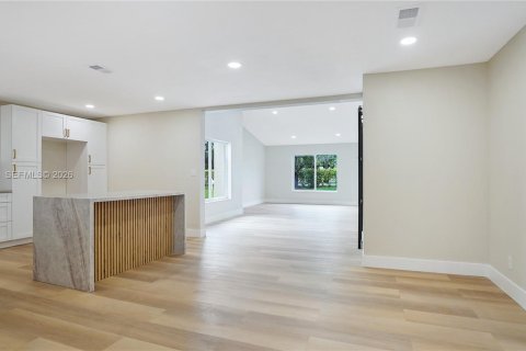 Villa ou maison à vendre à Sunrise, Floride: 3 chambres, 176.61 m2 № 2146491 - photo 17
