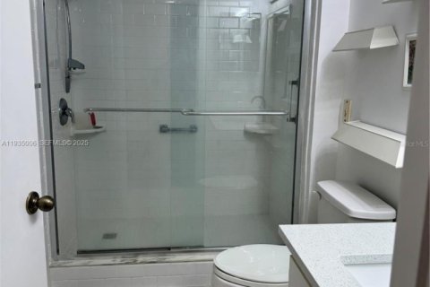 Copropriété à vendre à Tamarac, Floride: 2 chambres, 110.27 m2 № 2035860 - photo 16