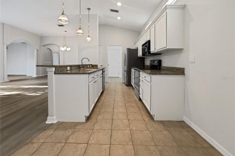 House in Sarasota, Florida 2 bedrooms, 154.96 sq.m. № 1884013 - photo 27