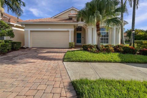 House in Sarasota, Florida 2 bedrooms, 154.96 sq.m. № 1884013 - photo 1