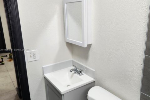 Casa en alquiler en Florida City, Florida, 3 dormitorios, 60.39 m2 № 2012041 - foto 6