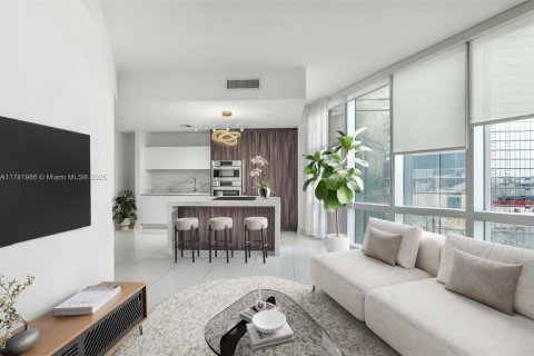 Condo in Miami, Florida, 1 bedroom № 2037546