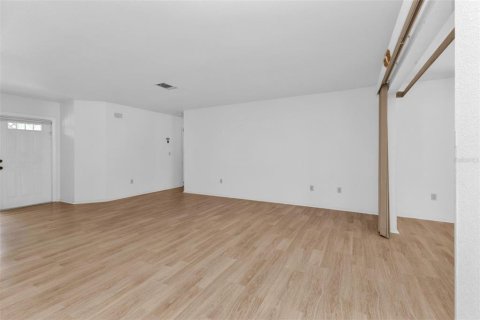 Villa ou maison à vendre à Port Charlotte, Floride: 3 chambres, 146.23 m2 № 2142385 - photo 8