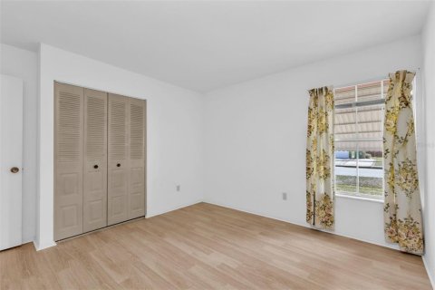 Villa ou maison à vendre à Port Charlotte, Floride: 3 chambres, 146.23 m2 № 2142385 - photo 11