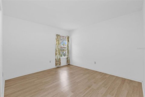 Villa ou maison à vendre à Port Charlotte, Floride: 3 chambres, 146.23 m2 № 2142385 - photo 10