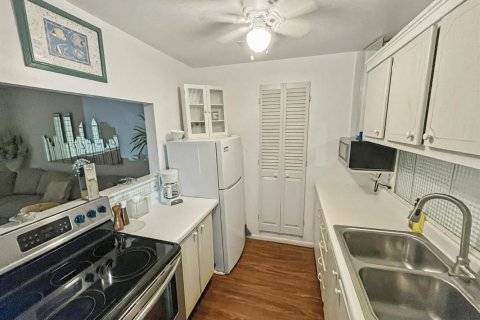Купить кондоминиум в Норт-Палм-Бич, Флорида 3 комнаты, 59.46м2, № 2245551 - фото 4