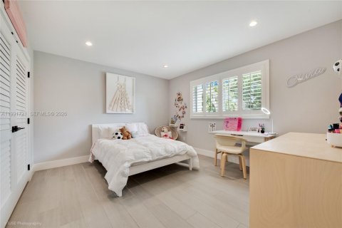 Casa en venta en Pinecrest, Florida, 5 dormitorios, 259.1 m2 № 2060670 - foto 23