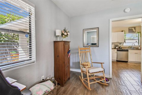 House in Clearwater, Florida 2 bedrooms, 91.04 sq.m. № 1912219 - photo 15