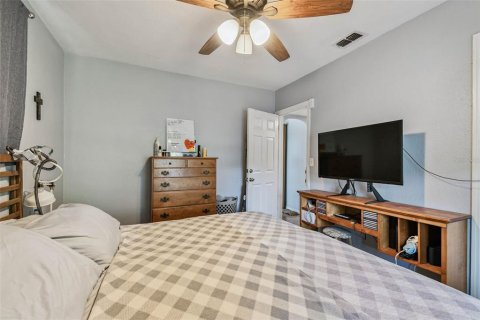 House in Clearwater, Florida 2 bedrooms, 91.04 sq.m. № 1912219 - photo 25