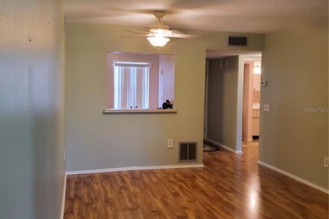 Copropriété à vendre à Port Richey, Floride: 1 chambre, 66.33 m2 № 1915459 - photo 10